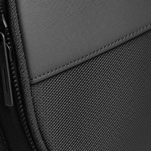 The Sunday Avenue Black Compact Active Waist Bag - Monty