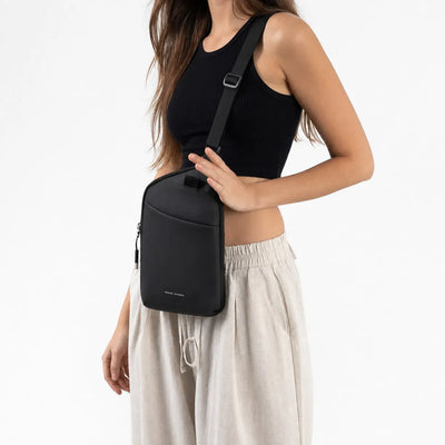 The Sunday Avenue Black Lightweight Waterproof Sling Bag - Hugo