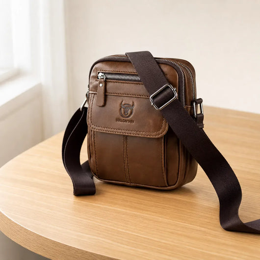 The Sunday Avenue Compact Messenger Bag - Barnaby for Everyday
