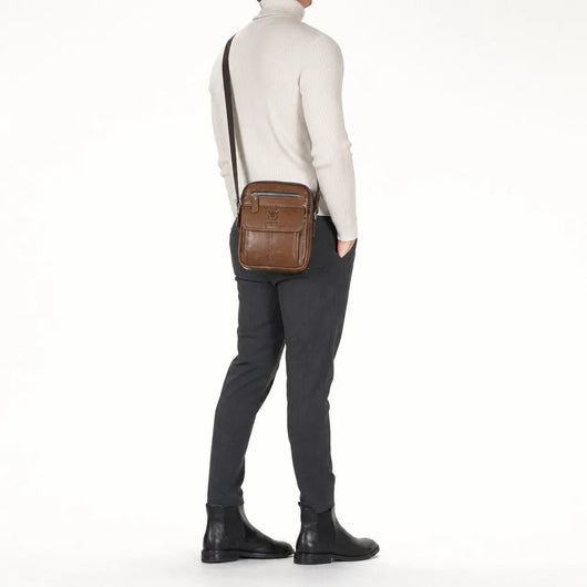 The Sunday Avenue Compact Messenger Bag - Barnaby for Everyday