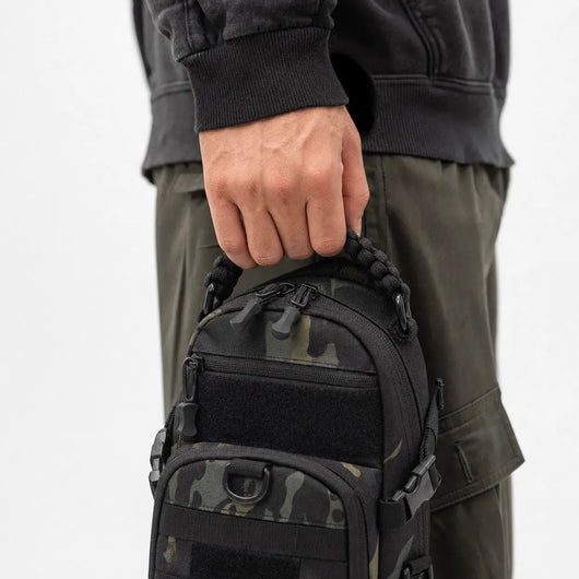 The Sunday Avenue Men's Outdoor Shoulder Bag - Ellis