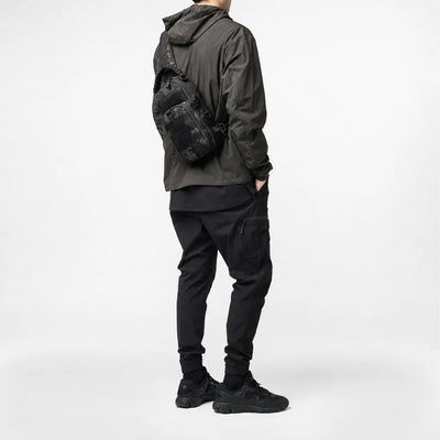 The Sunday Avenue Men's Outdoor Shoulder Bag - Ellis