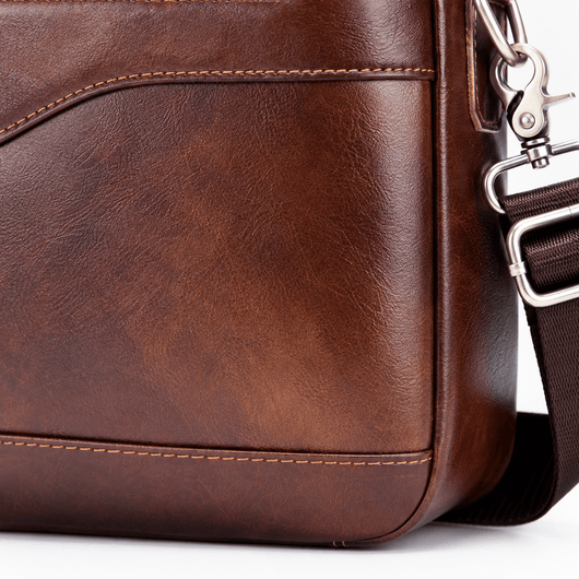 The Sunday Avenue Men's Vintage Brown PU Leather Laptop Briefcase with Removable Shoulder Strap