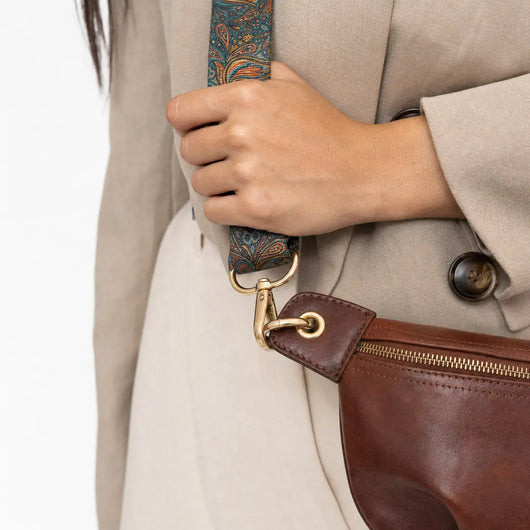The Sunday Avenue Sleek Travel Bum Bag - Grace