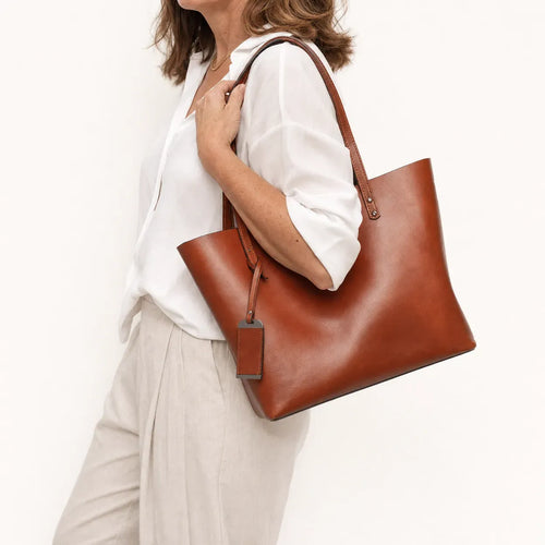 Sleek Urban Tote - Josephine