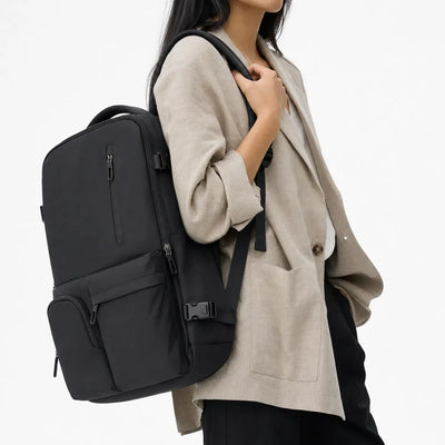 The Sunday Avenue Spacious Work Backpack - Kitty